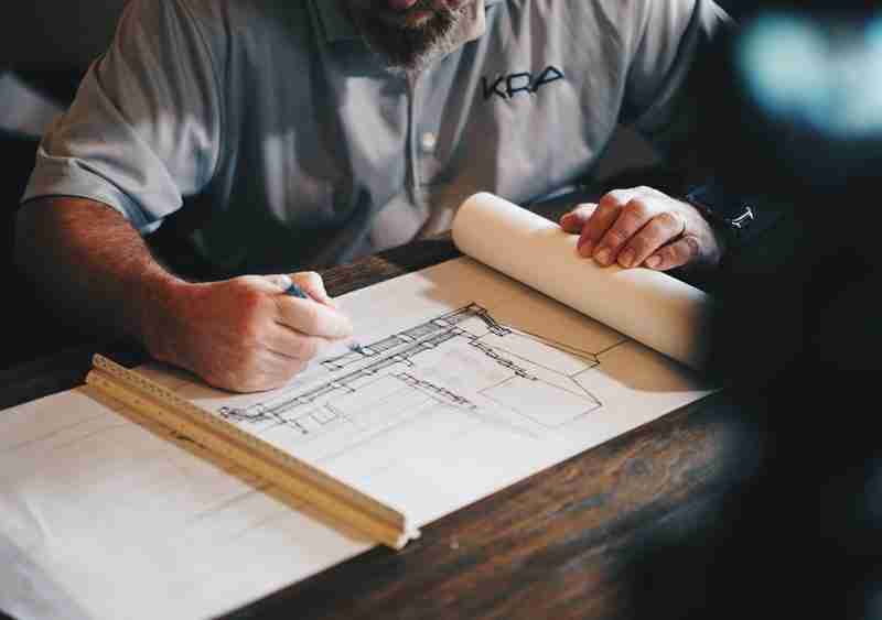 how to start a construction company